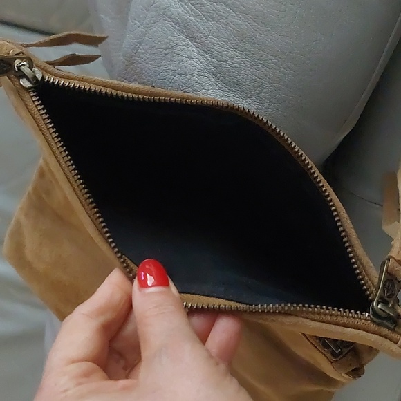 Ash clutch wristlet, leather suede - Picture 9 of 12